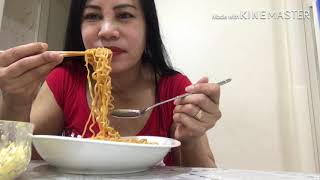 Stroll around Homeplus for a hot & spicy Samyang challenge