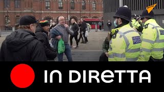 Londra: nuova ondata delle proteste anti-lockdown