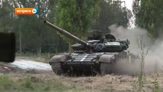 Днепр 1 ведет бой с рашистами под Донецком. Плотный танковый обстрел