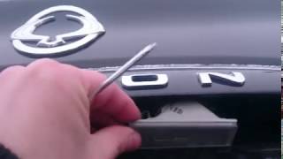 Замена ламп подсветки номерного знака.Ssang Yong Actyon New...