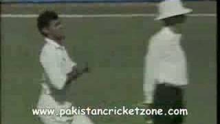 Waqar Younis Banana Swing!