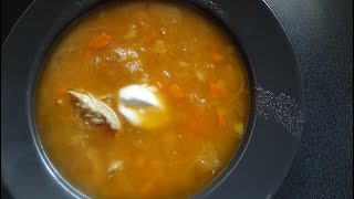 Кислые щи.sauerkraut soup.