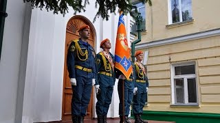 Сюжет о Торжественной церемонии вручения знамени СУ ФПС №8 МЧС России (11.07.2014)