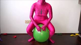 Colors Bouncing Balloons with Spider Girl - Learn Colours Finger Family Balls Popping