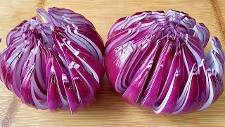 【小穎美食】洋蔥不要炒著吃也別涼拌了，教你養生新吃法，上桌連湯汁都不剩
