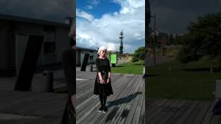Это Я Natalia Shishkunova, oколо памятника Петру-1. ,Костяка Мирового Искусства.