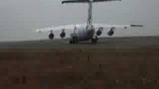 146 300 flybe décollage juste derrière les réacteurs
