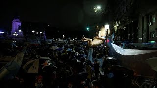 Argentina: il Senato boccia la legge sull'aborto
