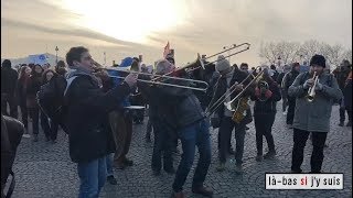#24janvier Arrivée de la Fanfare invisible place de la Concorde !