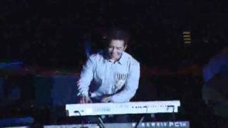 Joseph S Djafar Simple solo keyboard