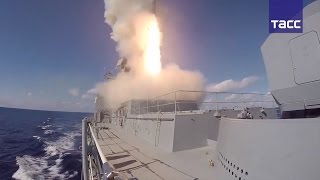 Видео ударов ракет "Калибр" и "Оникс" по объектам террористов в Сирии