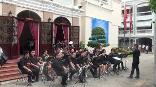 01734  Khoa kèn biểu diễn chào đón Thầy Cô và Học sinh - Sinh viên