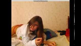 Трясет попой Шыкарная девушка