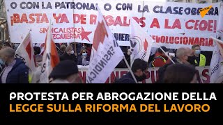 #Spagna: in centinaia chiedono l'abrogazione della legge sulla riforma del lavoro