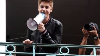 Justin Bieber sings One Less Lonely Girl in French, in Paris