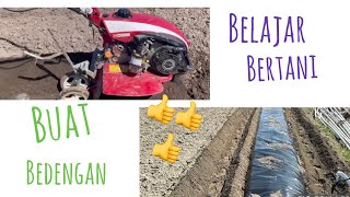 Belajar Bertani Membuat Bedengan Di Bantu Dengan Mesin Teraktor Tangan Yanmar Yk 300 Qt - D