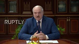 Belarus: Lukashenko orders border to be closed amid migrants row with Lithuania