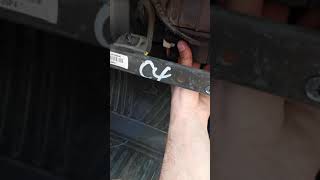 Лечим стук в районе бардачка АВЕО Т300
