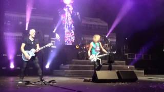 Def Leppard-Rock Of Ages/Photograph