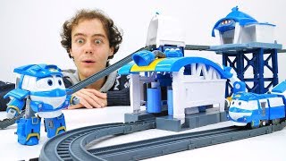Игрушки из мультика РОБОТЫ-ПОЕЗДА - Распаковка паровозиков
