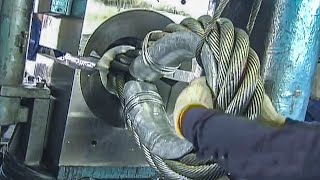 Most hardcore working process I've ever seen. Incredible fast wire rope splice method