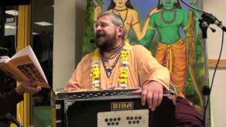Savarana Sri Gaura Pada Padme Prarthana by Swami BA Paramadvaiti