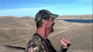 Tim Wells -- Long Shot -- Hunting Alberta Mule Deer with Trophy Hunters Alberta