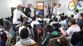 Obra del Dr. Caritat para niños con discapacidad