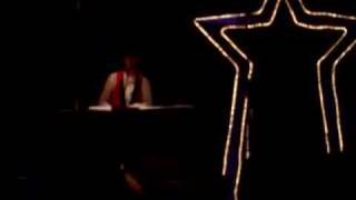 alex singing Bad Day