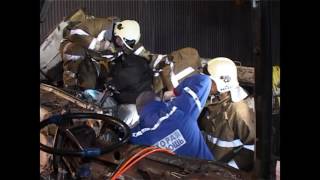 Лобовое столкновение ПАЗ 3205 и ГАЗ 66 01 (продолжение)