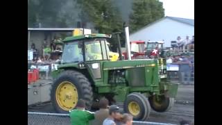 Tractor pull Fail Compilation - Accident de tires de tracteurs (Québec,Canada)
