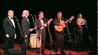 Les Luthiers - Unen Canto con Humor El Regreso del indio