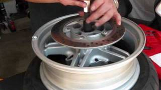 Burgman 650 - DIY - Rear Wheel Bearings Maintenance