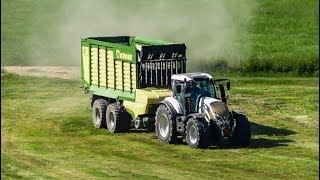 Jonas @ Let´s Drive Valtra T214 mit Krone RX360 beim Grashäckseln Teil 2