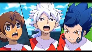 inazuma japan vs inazuma legend japan (inazuma eleven go vs danball senki w)