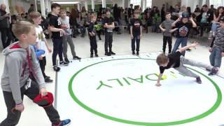 дети танцуют брейк данс, просто джем на breakdance city battle - ТЦ 4Daily 20170422