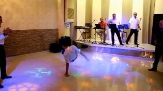 ქორწილში chechnuri feat break dance