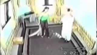 شيخ سعودي يمارس الجنس مع الخادمة