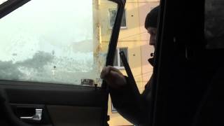Открываем УАЗ без ключей .