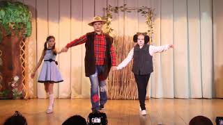 СОШ 11 English Theatre Fans "Волшебник страны Оз" ч.1