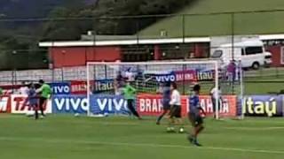 Golazo de Luis Fabiano de tacón