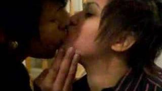 lesbian kissing