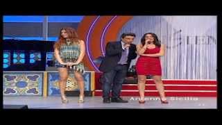 SILVIA RUSSO E TOTINO LA MANTIA( TOTI E TOTINO) TRASMISSIONE INSIEME QUIZAS QUIZAS QUIZAS