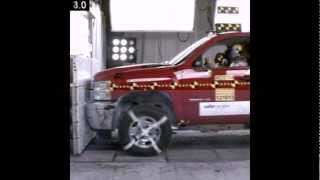 2013 Chevy Silverado 2500 HD / GMC Sierra | Frontal Crash Test | NHTSA | CrashNet1