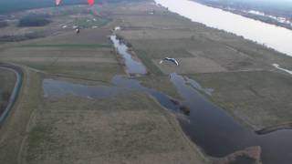 Loty nad Wisłą w okolicach Grudziądza 04.04.2009r. www.ANWOMEDIA.pl