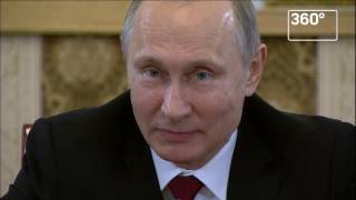 Встреча Путина с руководителями зарубежных СМИ на ПМЭФ