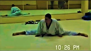 Legs Flexibility Exercises Splits Stretching by TaeKwonDo Fighter Andre Lima