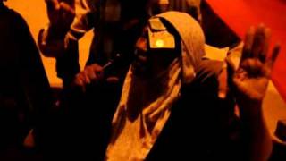 حقيقة البحرين في اهلها ونسائها Traditional Bahraini woman supporting the monarchy