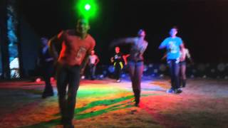 Circo Onix chicos onix bailando