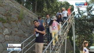 «Благодарю всех, кто сделал Крым российским»: иностранные журналисты побывали в Крыму